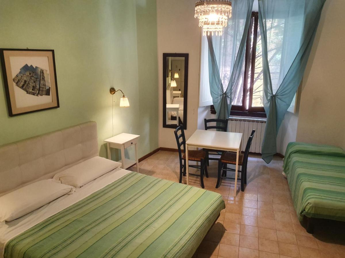 Hotel Sleep Easy Florenz Exterior foto